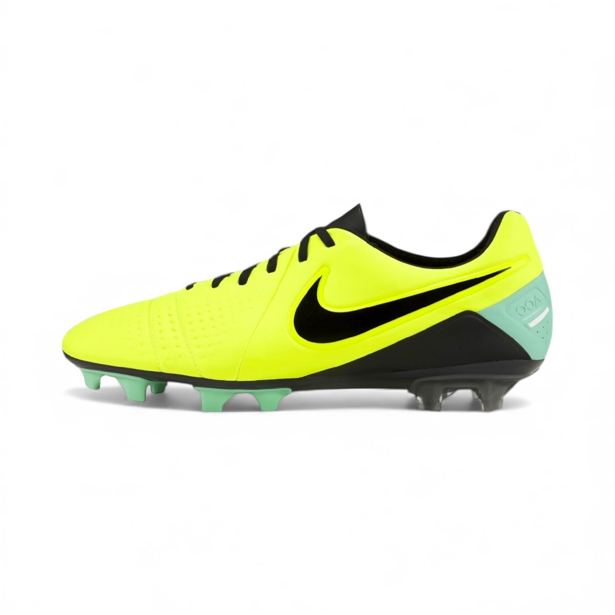 Nike CTR360 Maestri III FG 704 / classic & rare football boots