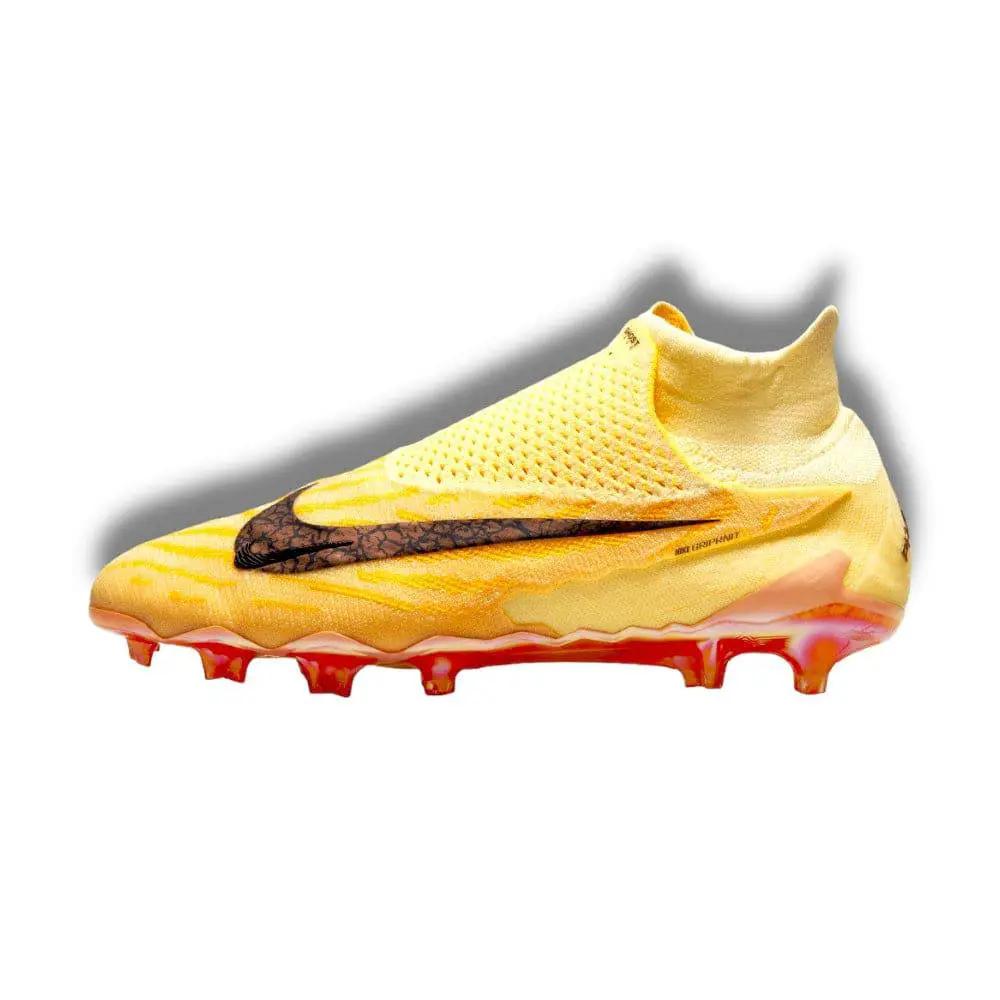 Nike Phantom GX Elite DF FG 860 / classic & rare football boots