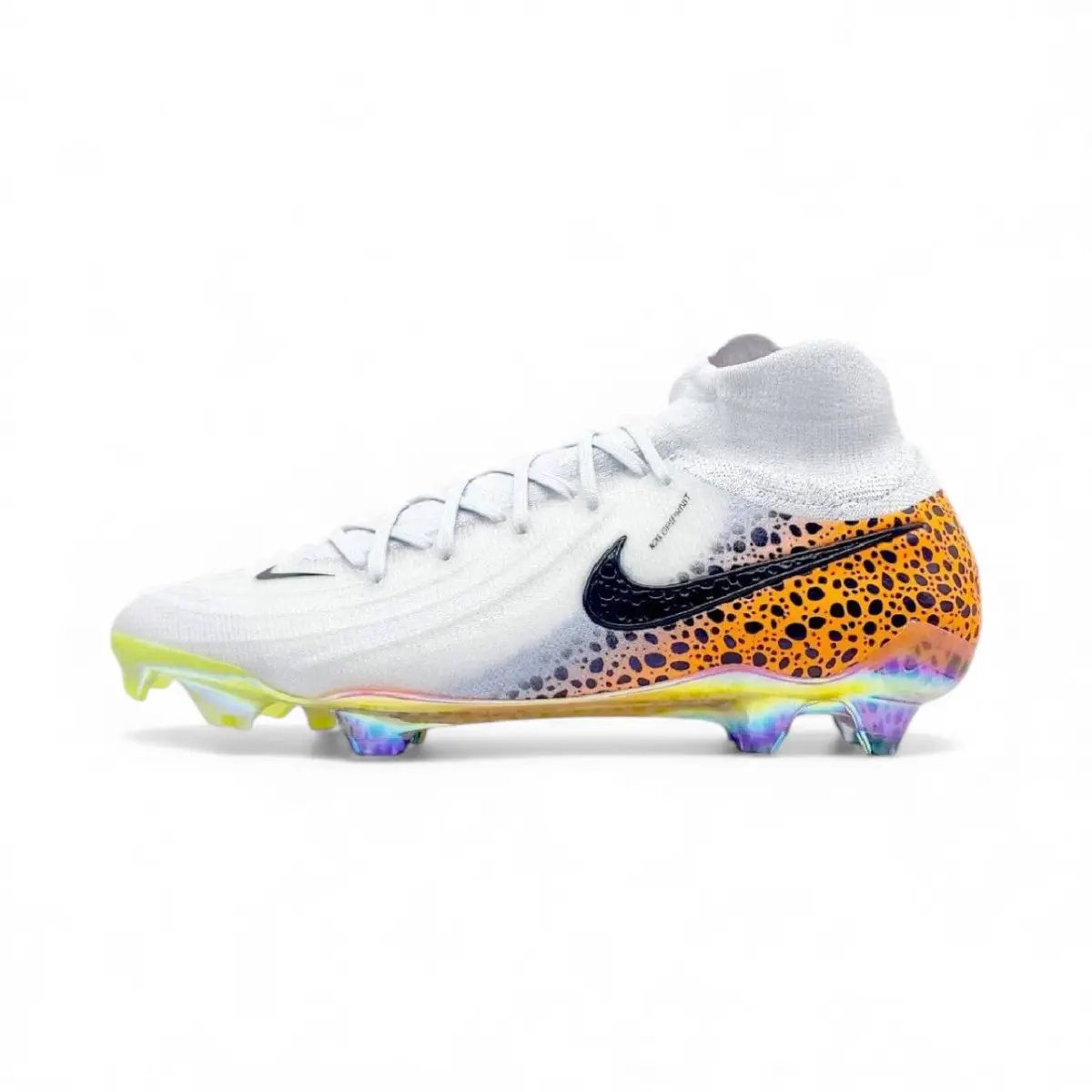 Nike Phantom Luna II Elite FG 900 / classic & rare football boots