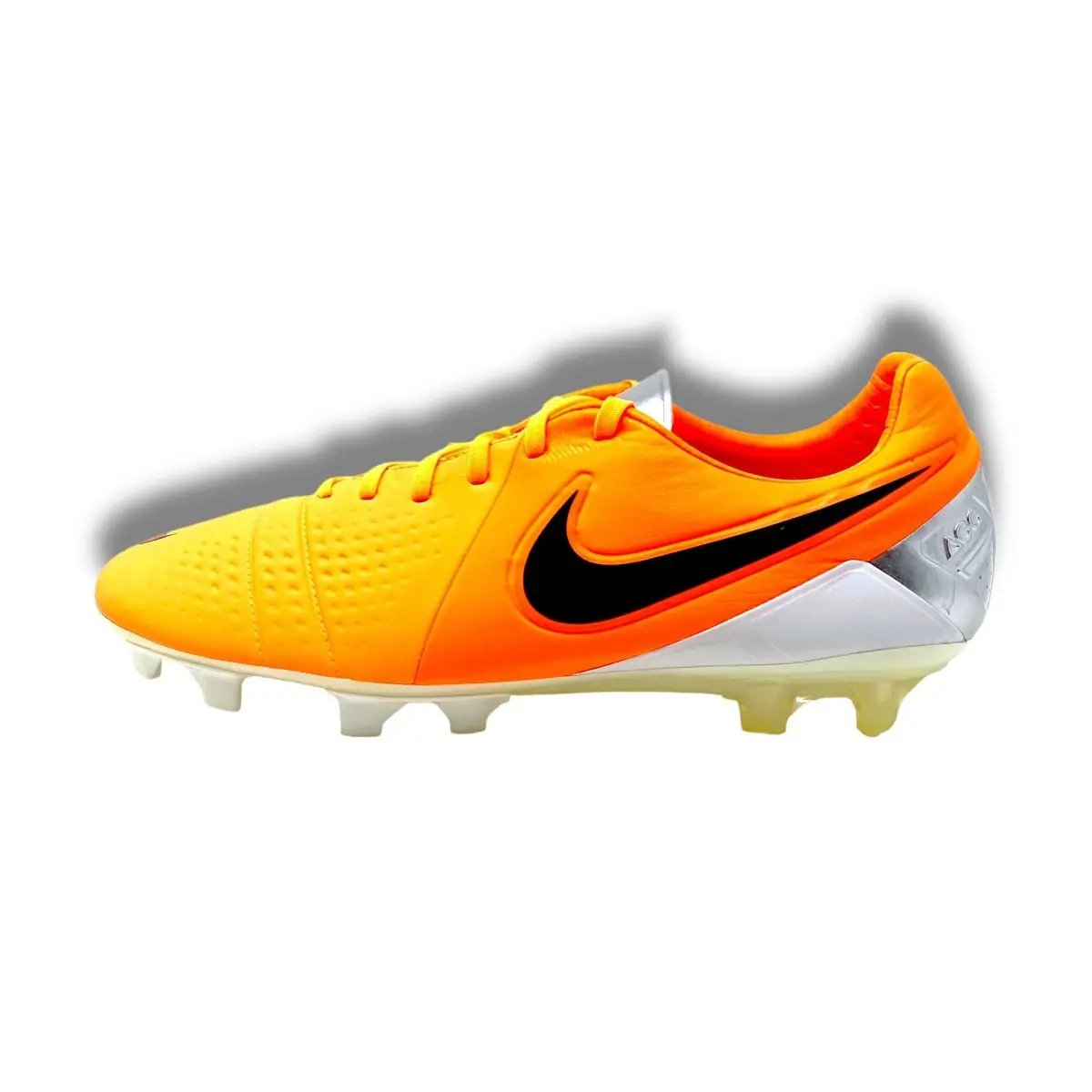 Nike CTR360 Maestri III FG 801 / classic & rare football boots