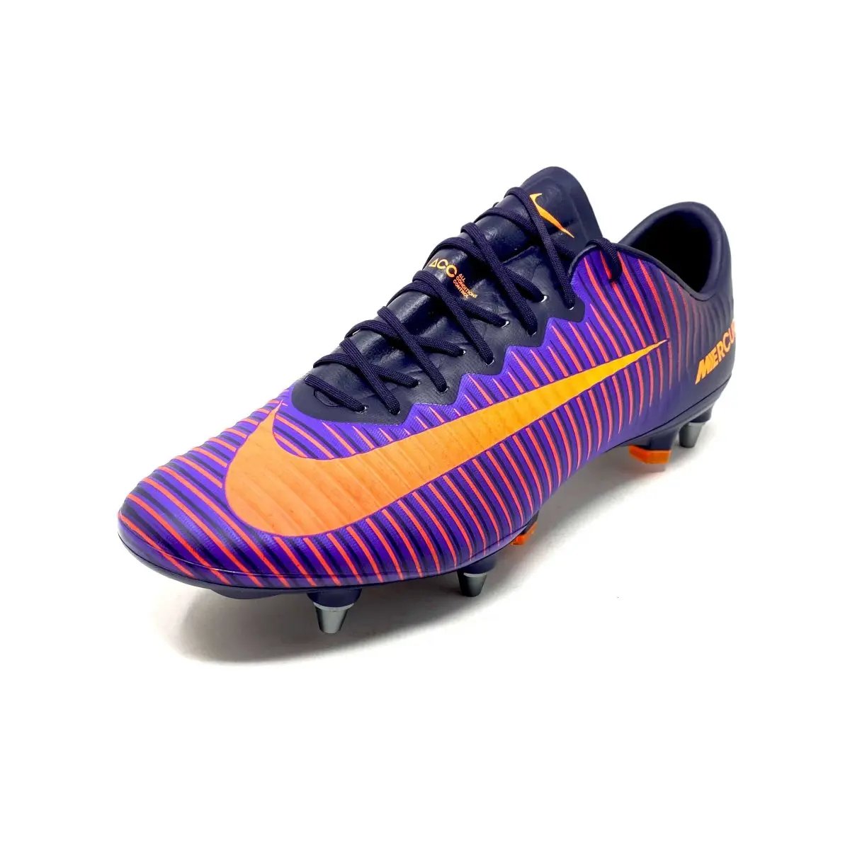 Nike Mercurial Vapor XI SG-Pro 585 / classic & rare football boots