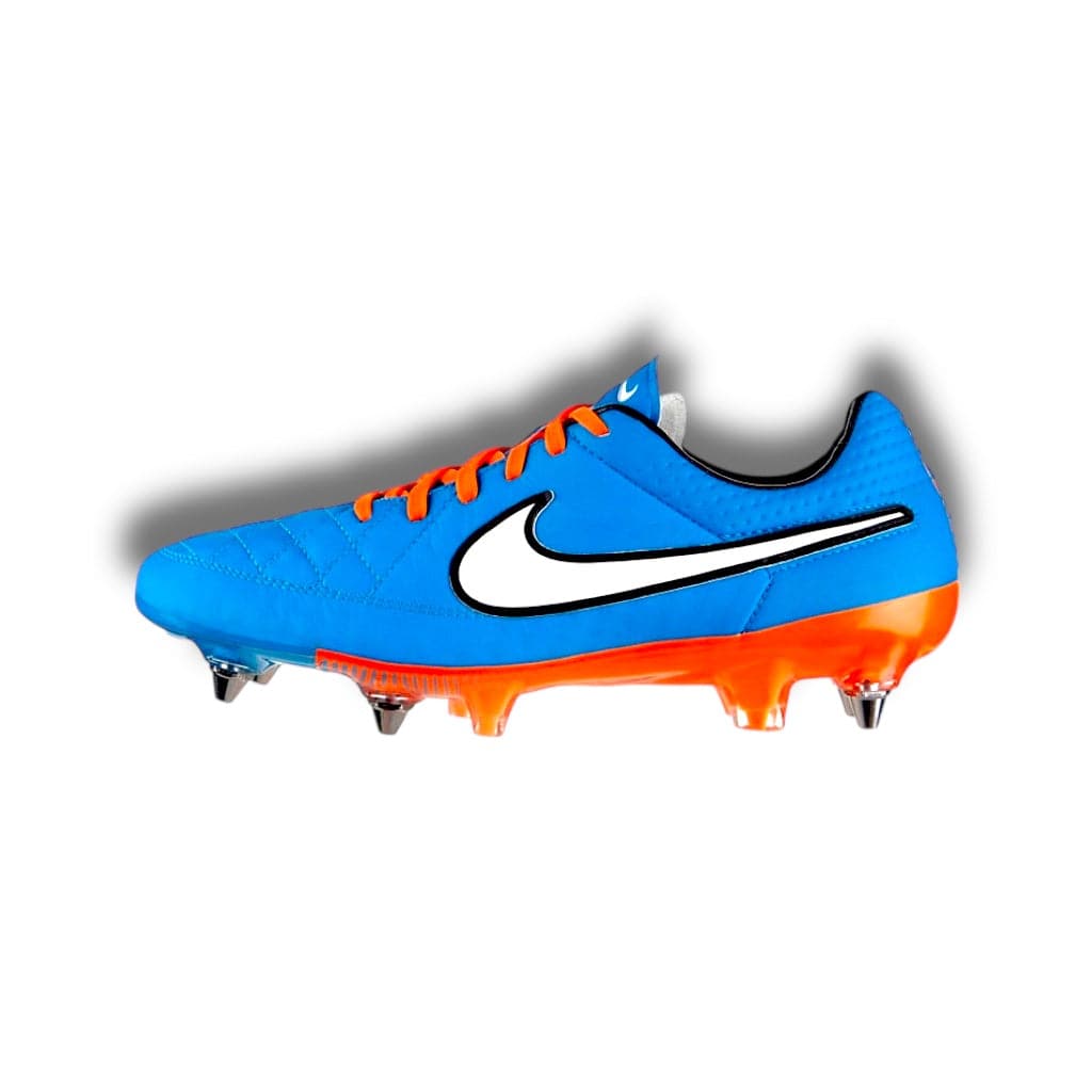 Nike Tiempo Legend V SG-Pro 631614-418 / classic & rare football boots