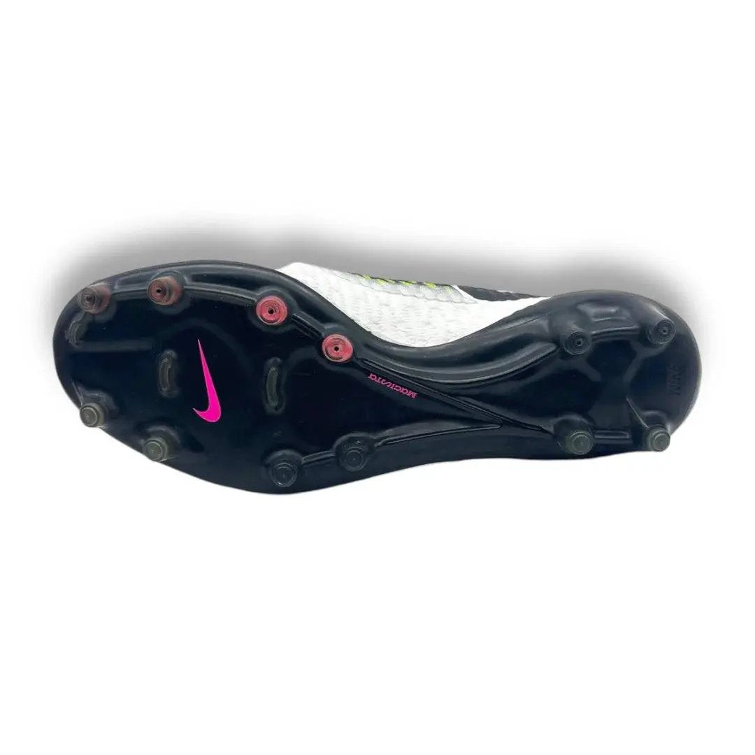Nike Magista Obra FG 106 / classic & rare football boots