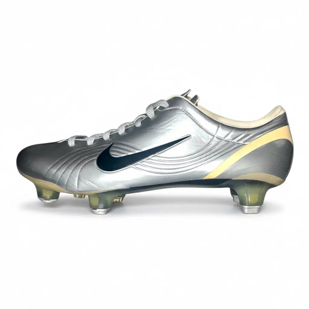 Nike Mercurial Vapor SG chrome / classic & rare football boots