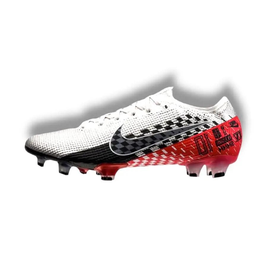 Nike Mercurial Vapor XIII 13 Elite FG NJR AT7898-006 / classic & rare football boots