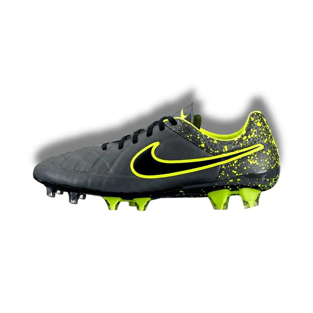 Nike Tiempo Legend V FG 006 / classic & rare football boots
